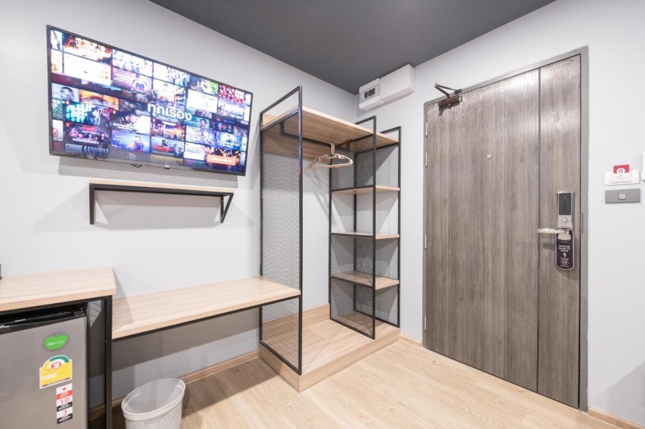 Oblique Apartment - ออฟบลิค อพาร์ทเมนท์ Nonthaburi Exteriör bild